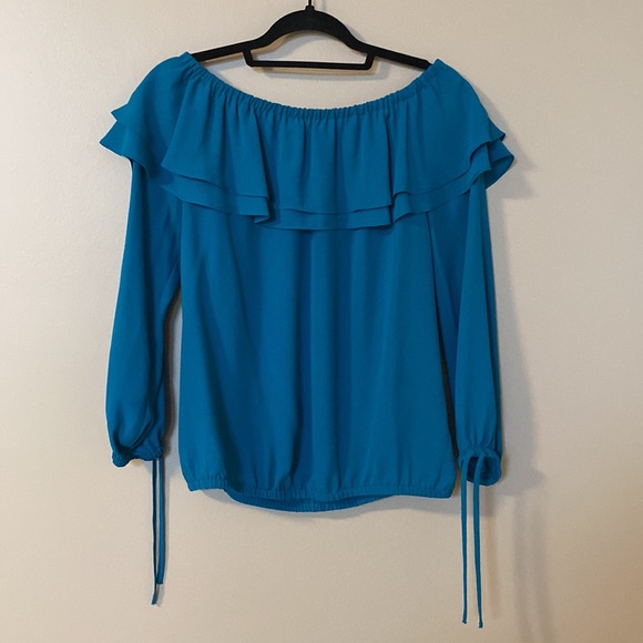 Michael Kors blouse - Picture 2 of 4
